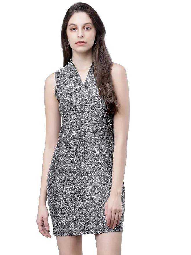 Tokyo Talkies Women's Sleeveless V-Neck Solid Dress